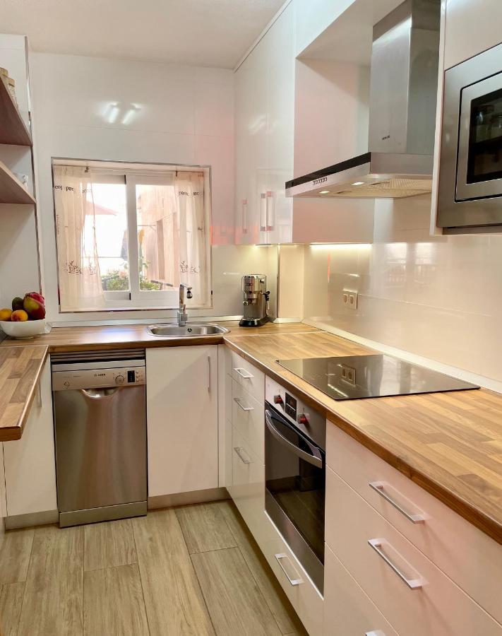 Apartamento 2 Dormitorios En Primera Linea De Playa San Cristobal Almuñécar Eksteriør billede