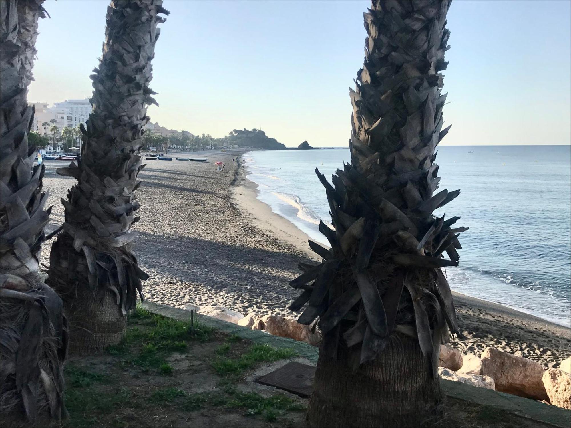 Apartamento 2 Dormitorios En Primera Linea De Playa San Cristobal Almuñécar Eksteriør billede