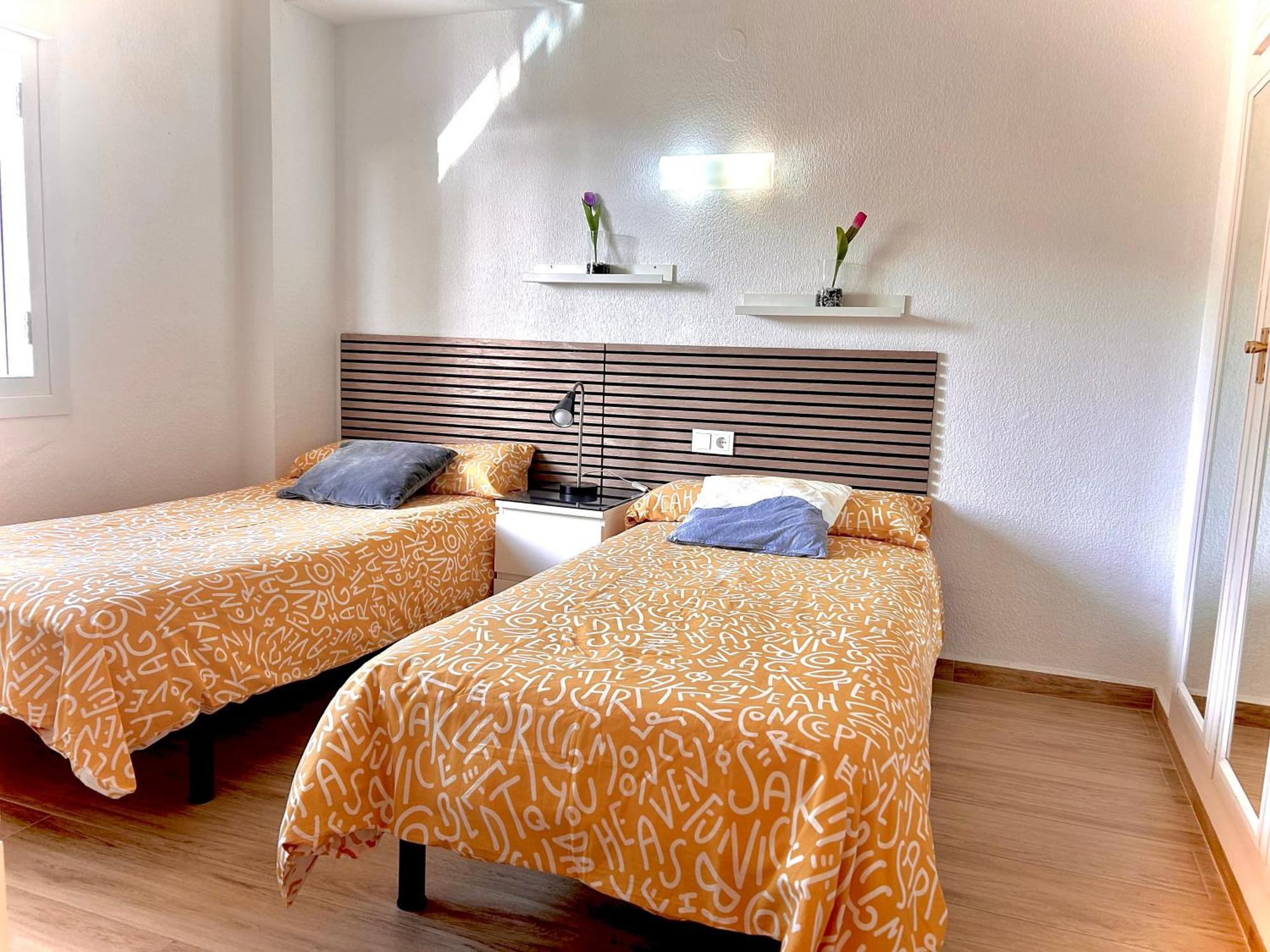 Apartamento 2 Dormitorios En Primera Linea De Playa San Cristobal Almuñécar Eksteriør billede