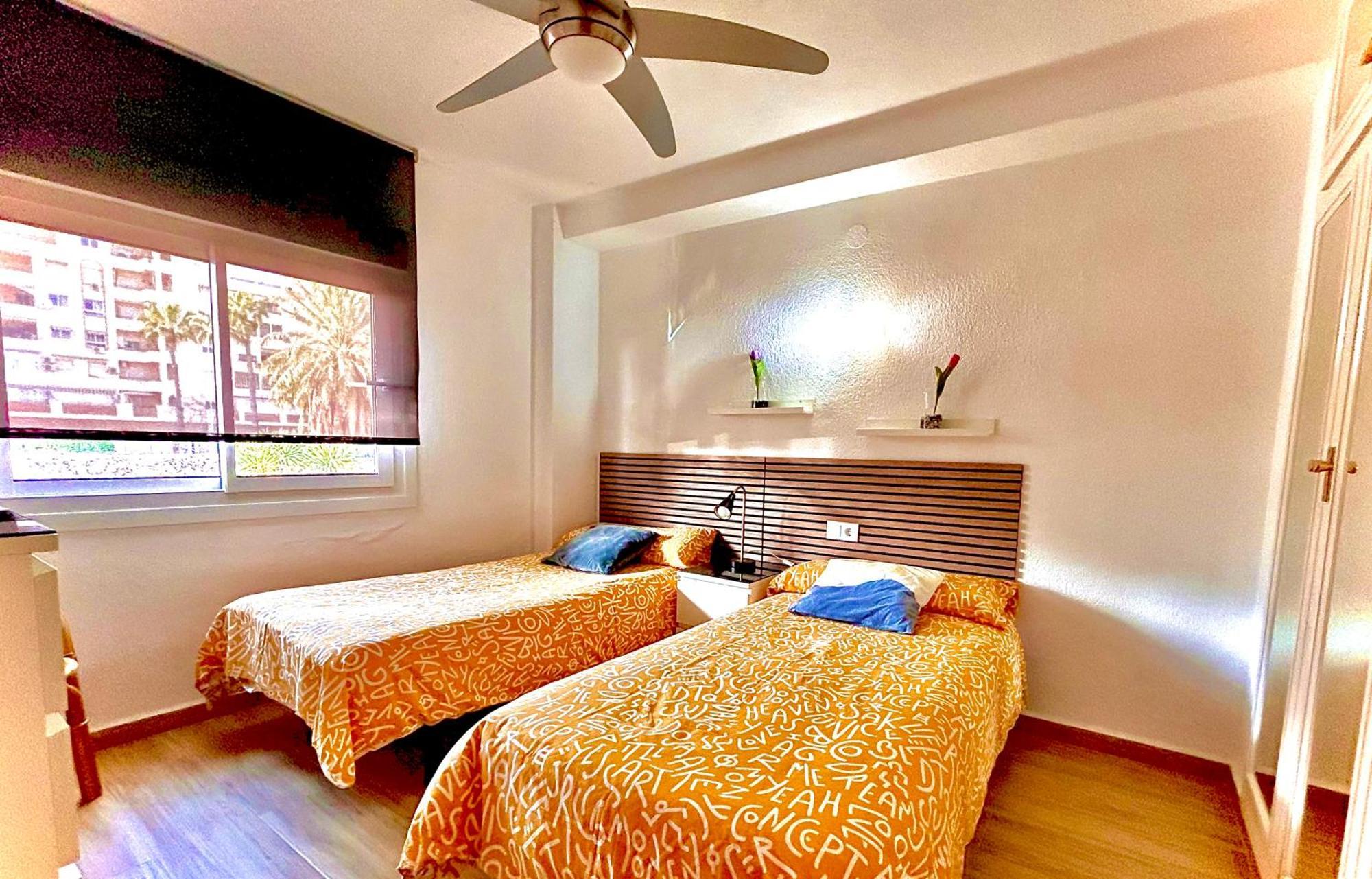 Apartamento 2 Dormitorios En Primera Linea De Playa San Cristobal Almuñécar Eksteriør billede