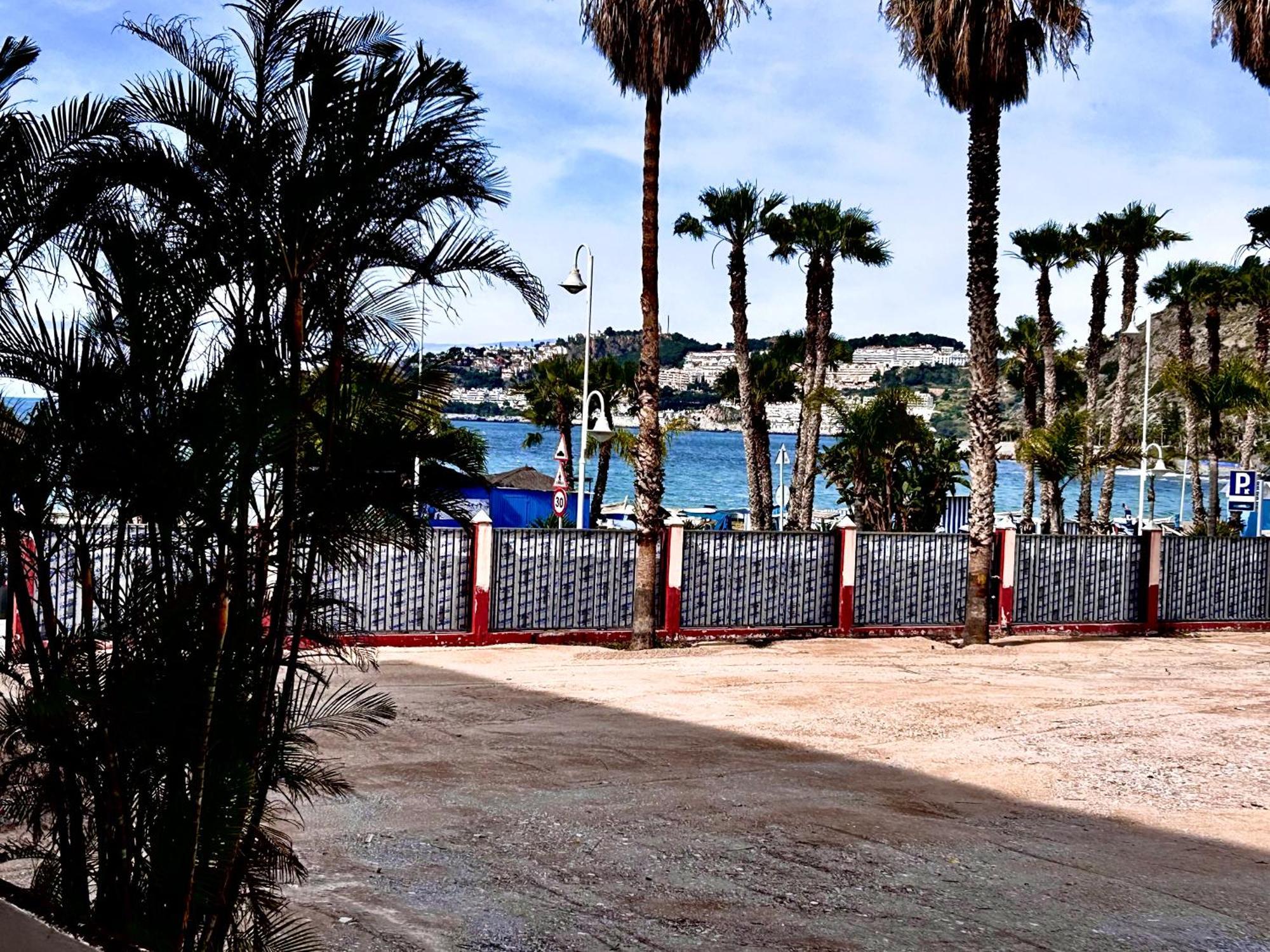 Apartamento 2 Dormitorios En Primera Linea De Playa San Cristobal Almuñécar Eksteriør billede